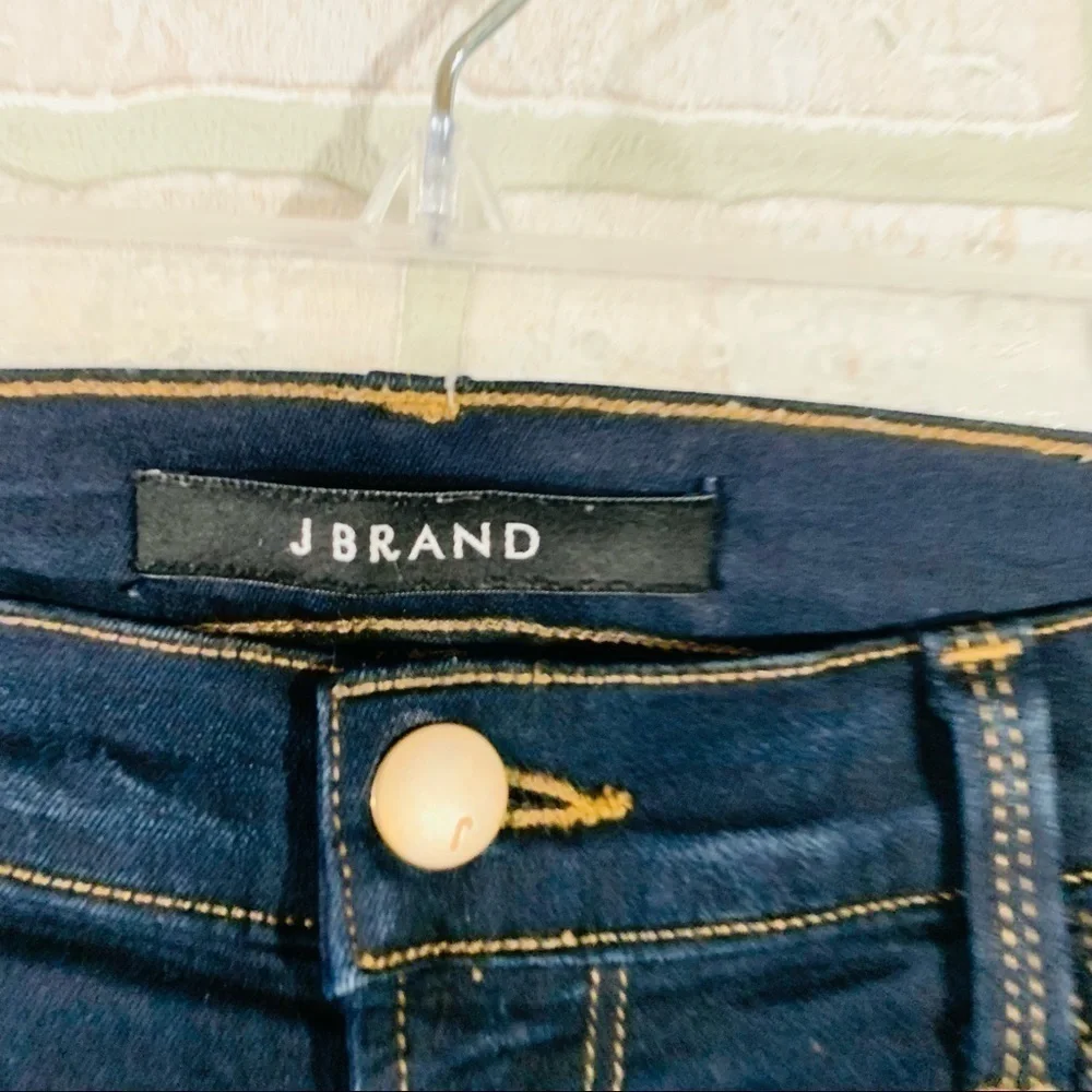 J Brand size 27